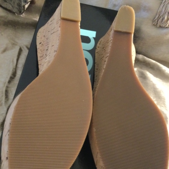 New with  original box black leather sandals - Picture 4 of 5